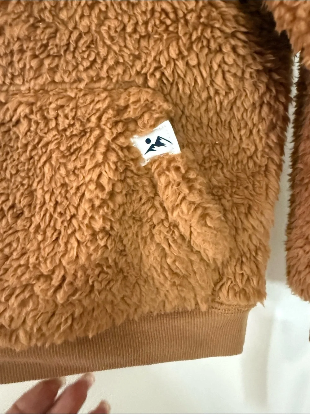 Carters NWT Kids Plush Hooded Pullover Hoodie Brown size 4T